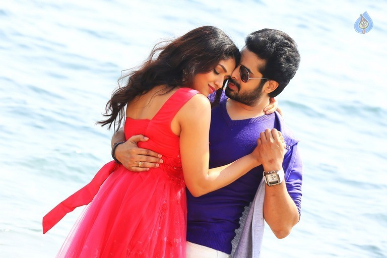 Pelliki Mundu Prema Katha Movie Posters and Photos - 9 / 13 photos