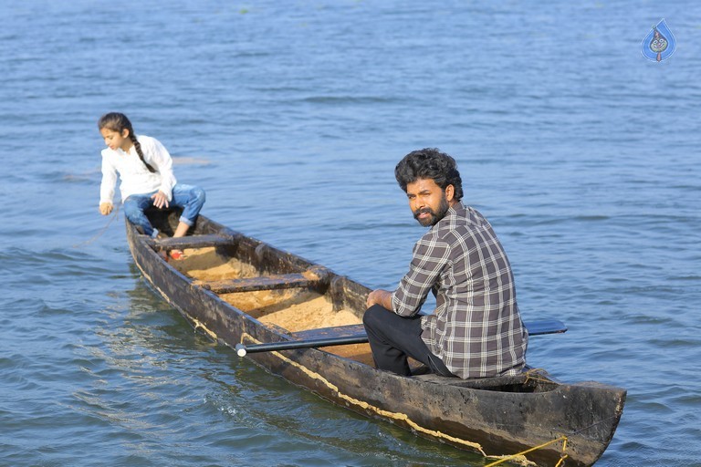 Pilla Rakshasi Movie Photos - 18 / 24 photos