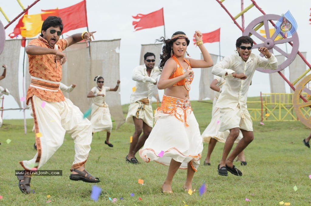 Pilla Zamindar Movie Stills - 18 / 25 photos