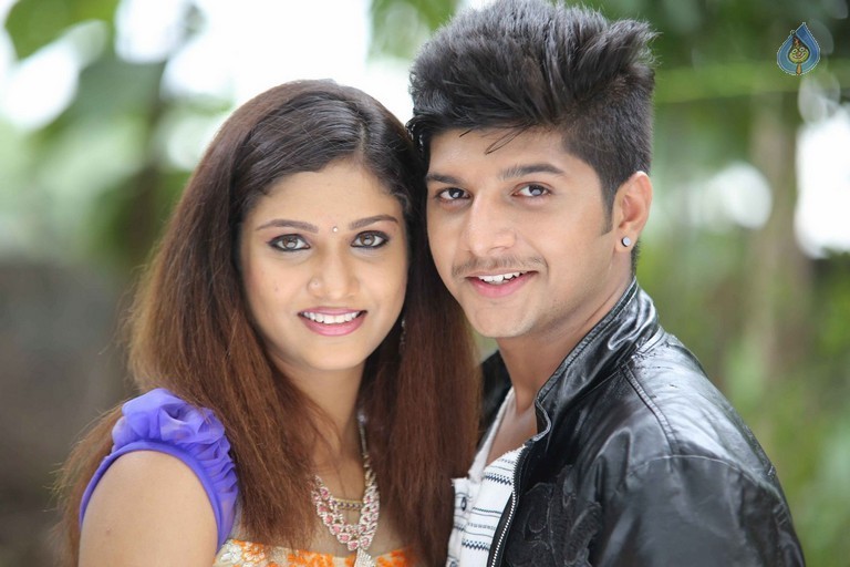 Plus 1 Movie Stills - 28 / 42 photos