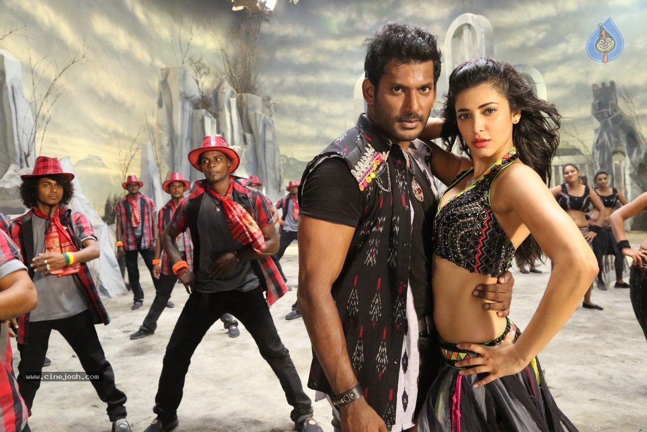 Pooja Movie Hot Stills - 10 / 28 photos