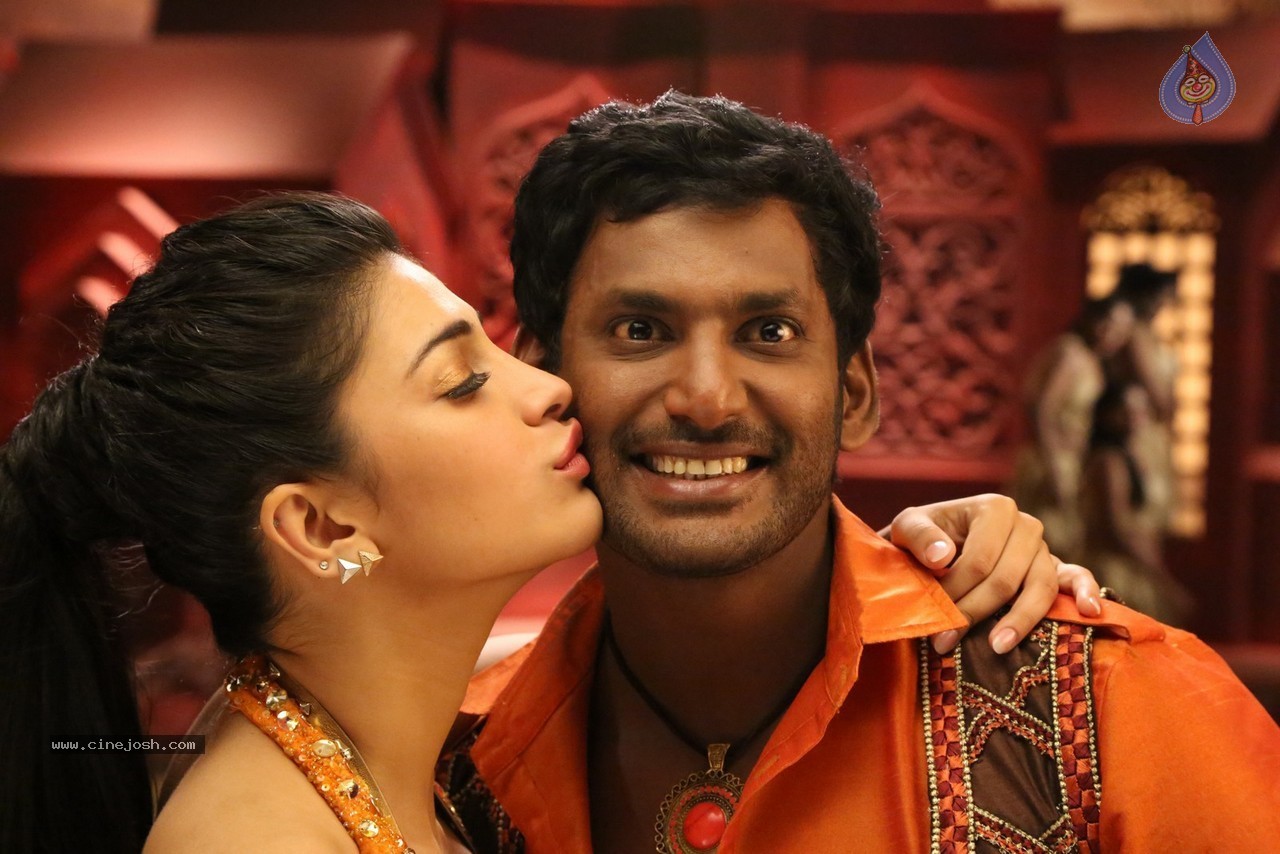 Pooja Movie Hot Stills - 28 / 28 photos