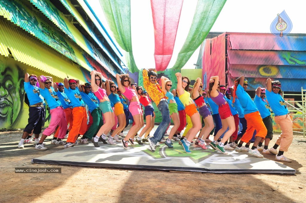 Poola Rangadu Movie Gallery - 6 / 38 photos