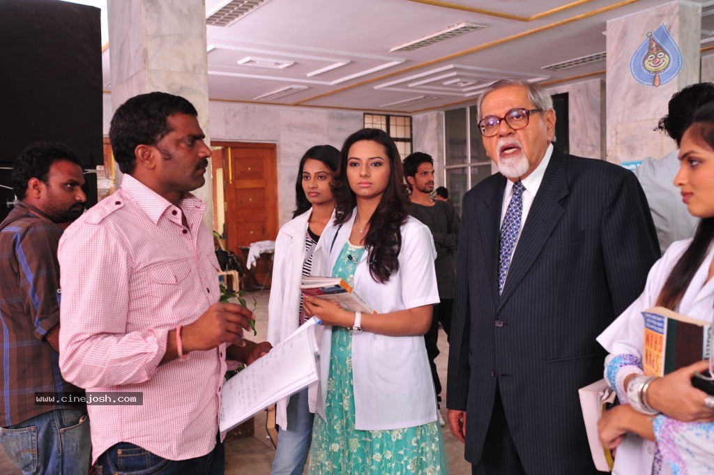 Poola Rangadu Movie Latest Stills - 31 / 79 photos