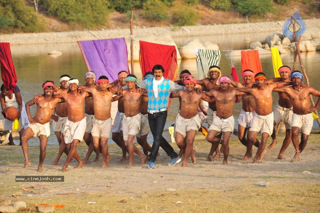 Poola Rangadu Movie Latest Stills - 35 / 79 photos