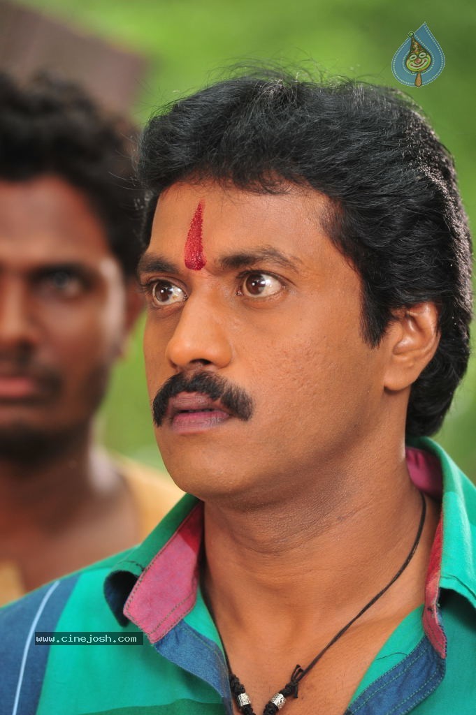 Poola Rangadu Movie Stills - 10 / 76 photos