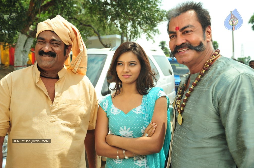 Poola Rangadu Movie Stills - 20 / 76 photos