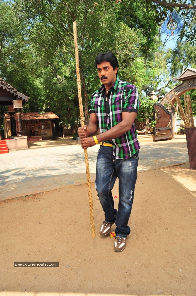 Poola Rangadu Movie Stills - 59 / 76 photos