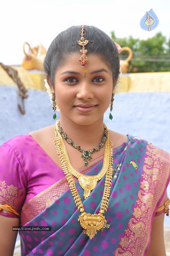 Poorvakudi Tamil Movie Hot Stills - 42 / 65 photos