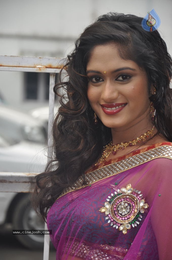 Poovampatti Tamil Movie Stills - 6 / 55 photos