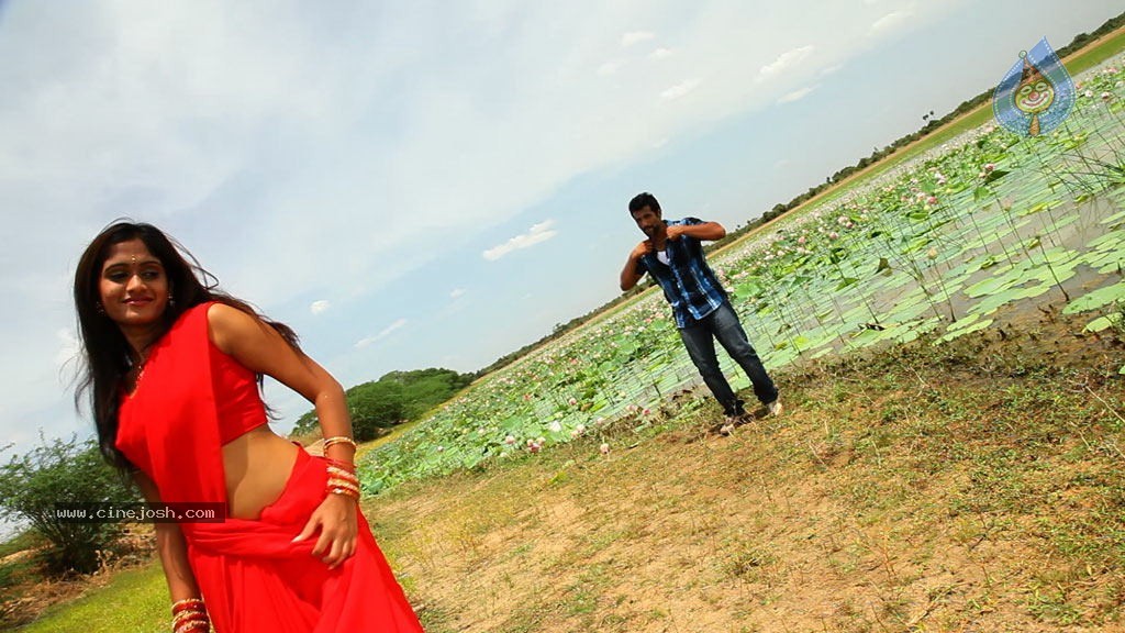 Poovampatti Tamil Movie Stills - 12 / 55 photos