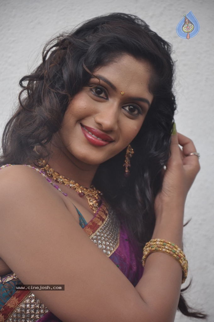 Poovampatti Tamil Movie Stills - 41 / 55 photos