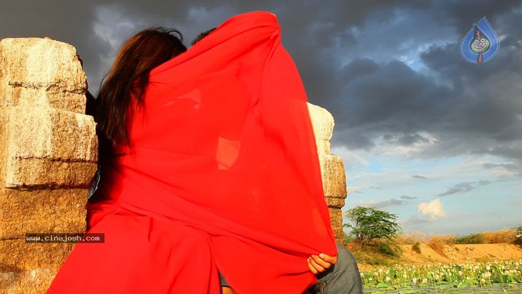 Poovampatti Tamil Movie Stills - 50 / 55 photos