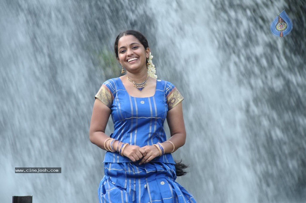 Porkodi Patham Vaguppu Tamil Movie Stills - 3 / 27 photos
