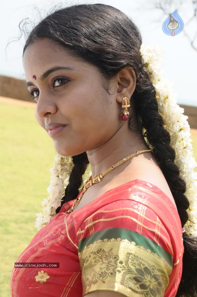 Porkodi Patham Vaguppu Tamil Movie Stills - 8 / 27 photos