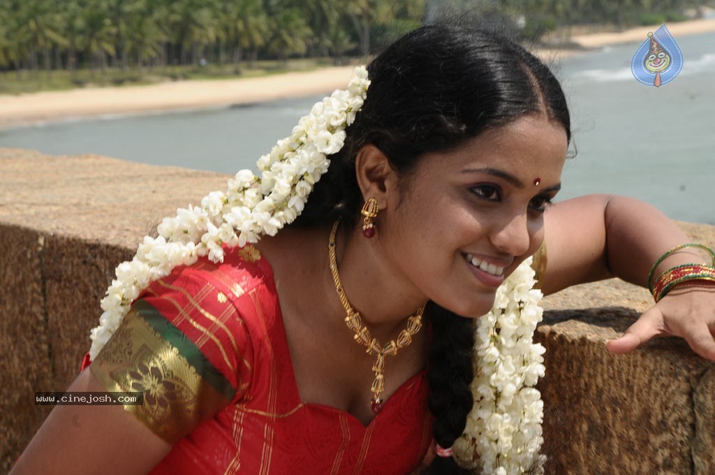 Porkodi Patham Vaguppu Tamil Movie Stills - 12 / 27 photos