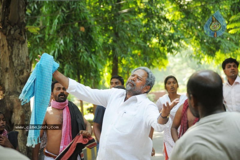 Poru Telangana Movie Stills - 7 / 24 photos