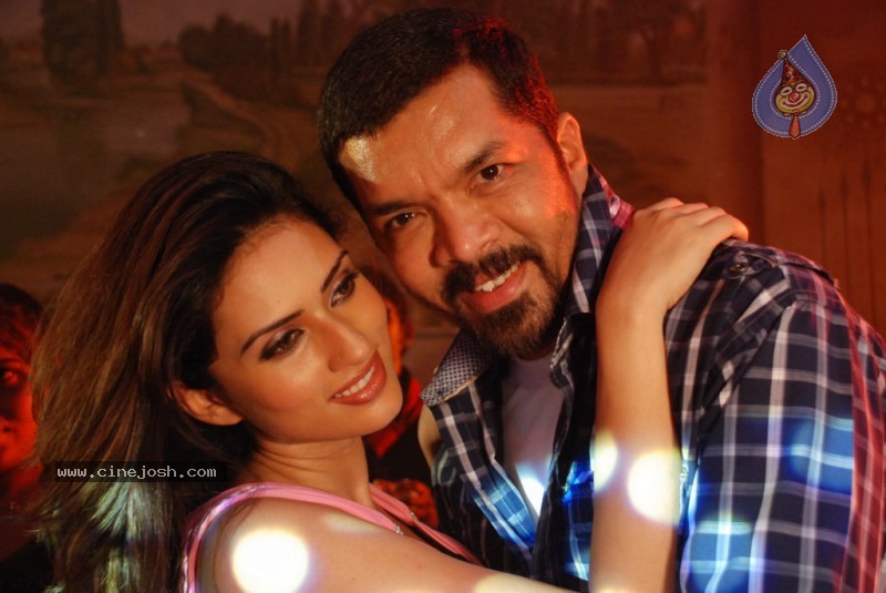 Posani's Nitya Pellikoduku Movie Stills - 12 / 79 photos