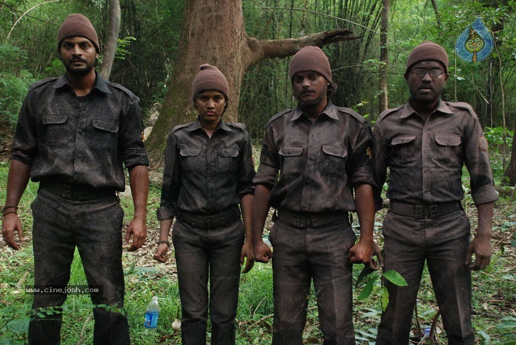 Pramugar Tamil Movie Hot Stills - 3 / 35 photos