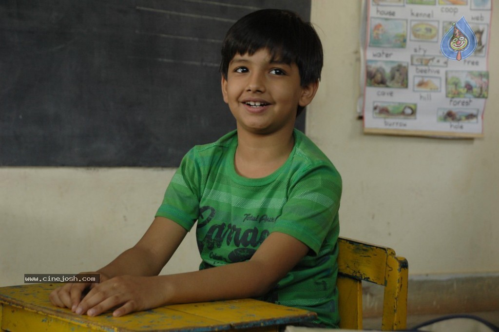 Prasad Arjun Tamil Movie Stills - 3 / 22 photos