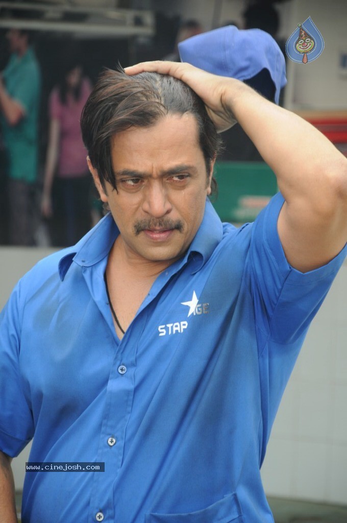 Prasad Arjun Tamil Movie Stills - 13 / 22 photos