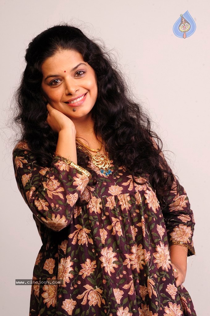 Prayogam Movie New Stills - 62 / 80 photos
