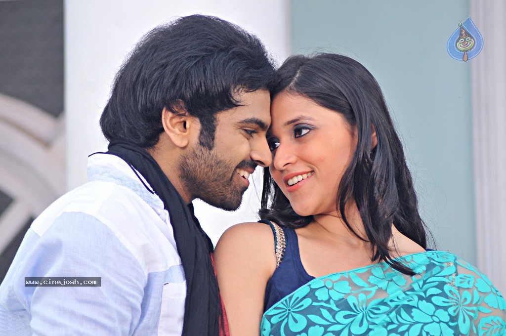 Prema Geema Jantha Nai Pics - 3 / 4 photos