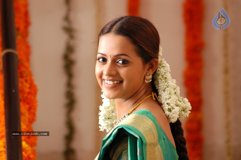 Prema Nilayam Movie Photos - 16 / 24 photos