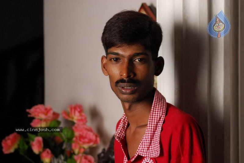 Prema Pilustondi Movie Stills - 36 / 45 photos