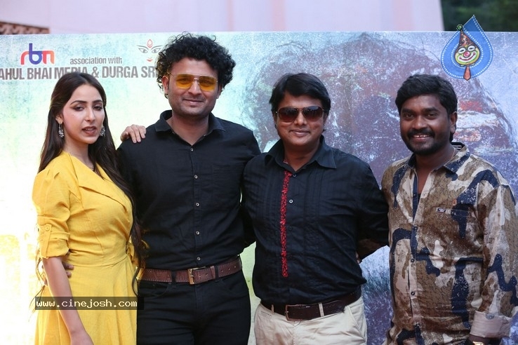 Prema Pipasi Movie Poster Launch - 33 / 34 photos