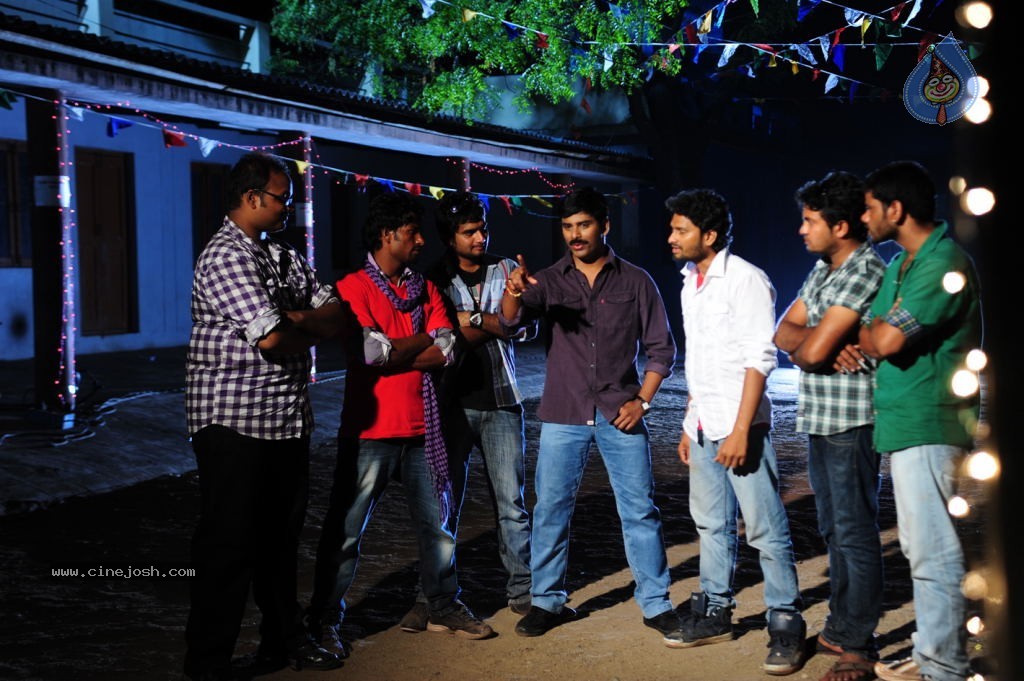 Premalo Padithe Movie Song Stills - 28 / 47 photos