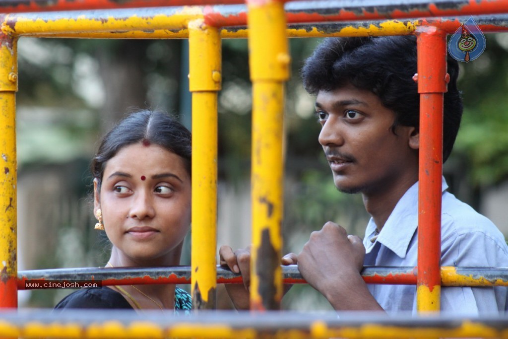 Premalo Padithe Movie Stills - 17 / 50 photos