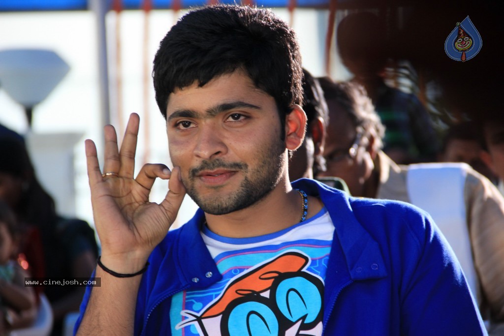 Premantene Chitram Movie Photos - 44 / 104 photos