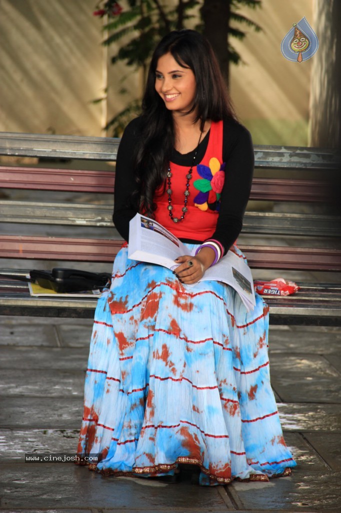 Premantene Chitram Movie Photos - 82 / 104 photos