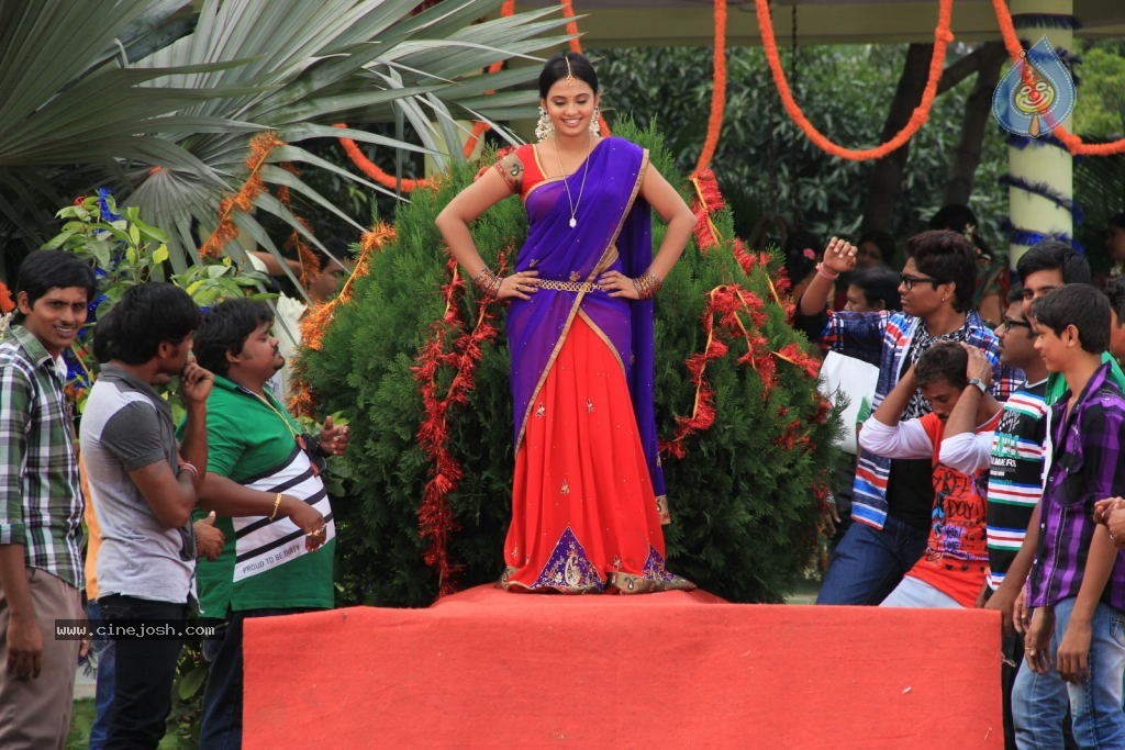 Premantene Chitram Movie Stills - 70 / 128 photos