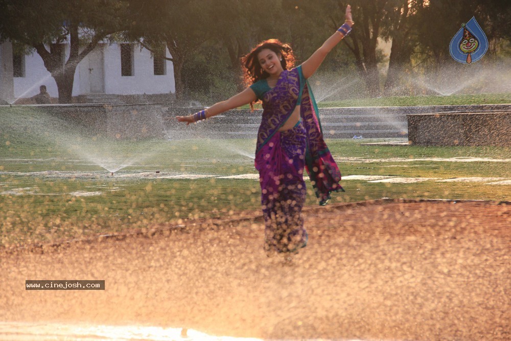 Premantene Chitram PM and Stills - 39 / 66 photos