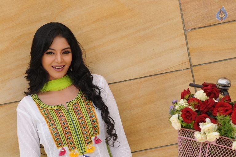 Premikudu Photos and Posters - 27 / 39 photos