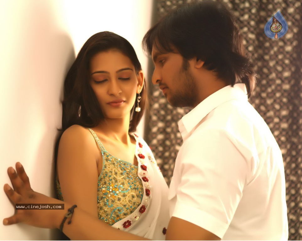 Premisthe Poye Kaalam Photos - 7 / 14 photos