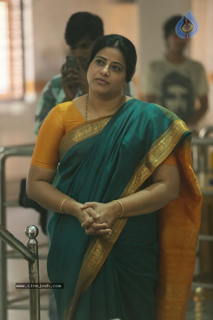 Premisthe Poye Kaalam Stills n Walls - 36 / 60 photos