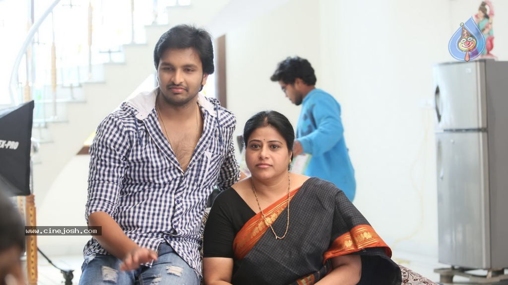 Premisthe Poye Kaalam Stills n Walls - 38 / 60 photos
