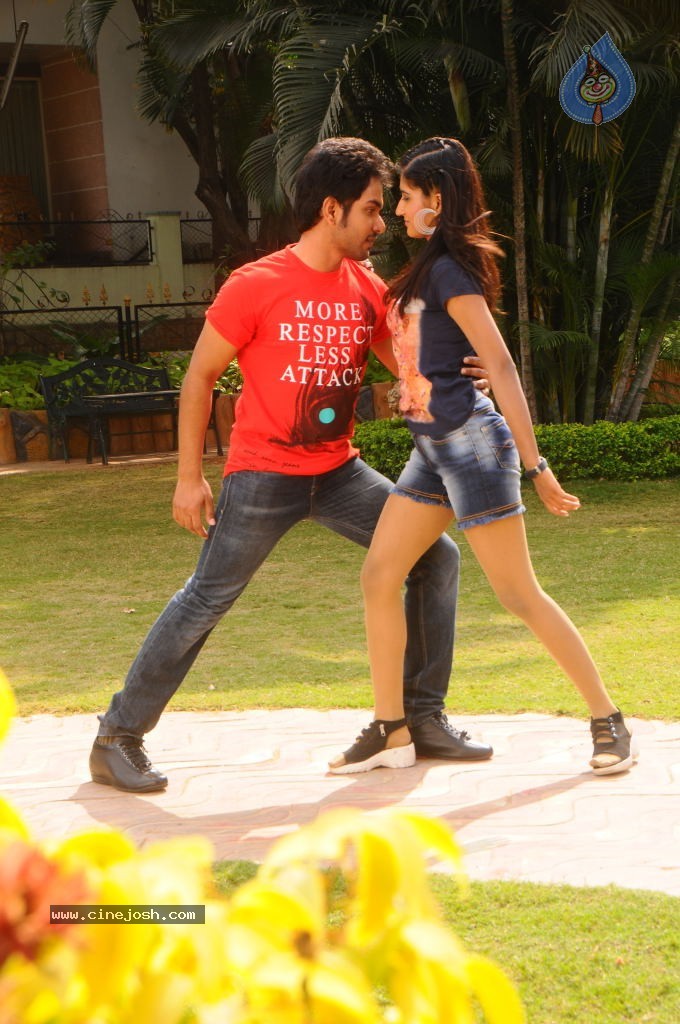 Present Love Movie Stills - 24 / 30 photos