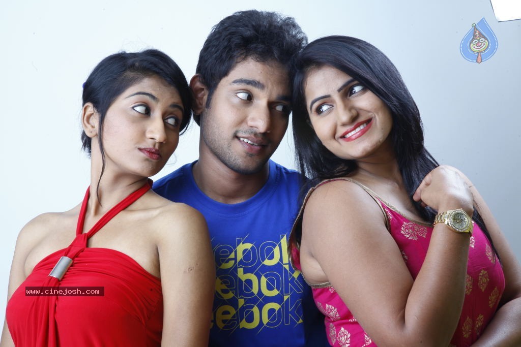 Present Love Movie Stills - 28 / 30 photos