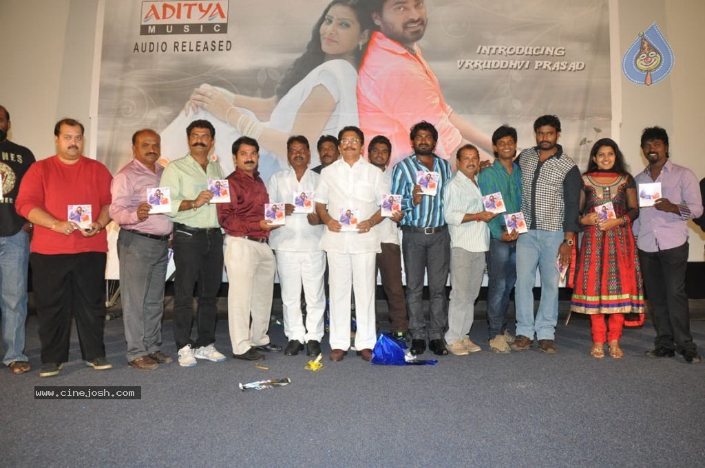 Priya Nee Meedey Aashaga Audio Launch n Stills - 6 / 62 photos