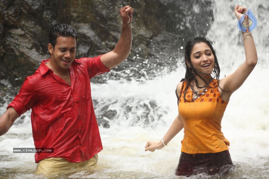 Priya Priyatama Movie Stills - 9 / 25 photos