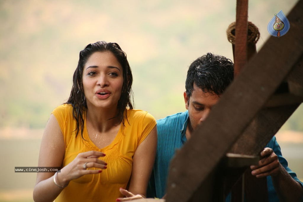Priya Priyatama Movie Stills - 33 / 55 photos