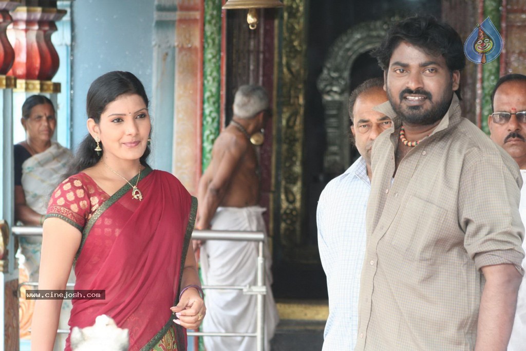 Priyaa Neemeede Aasaga Movie Stills - 20 / 51 photos