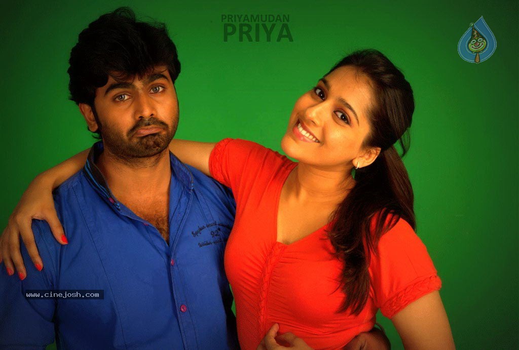 Priyamudan Priya Tamil Movie Stills - 9 / 111 photos