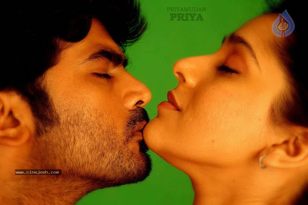 Priyamudan Priya Tamil Movie Stills - 64 / 111 photos