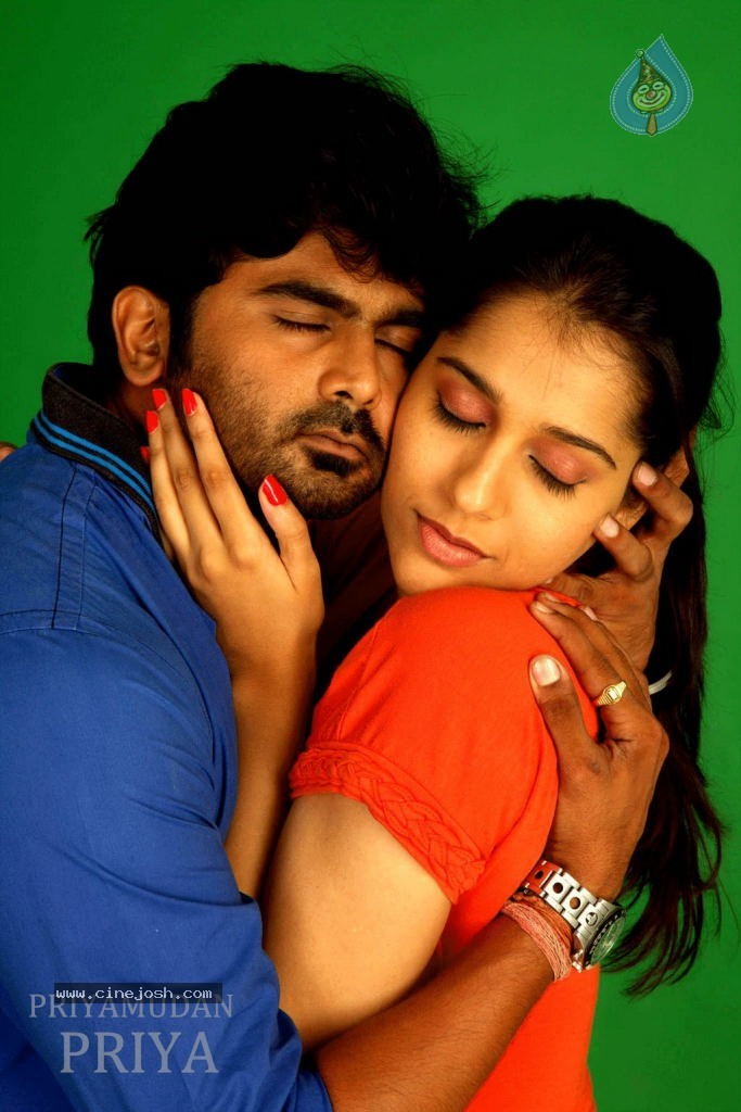 Priyamudan Priya Tamil Movie Stills - 78 / 111 photos