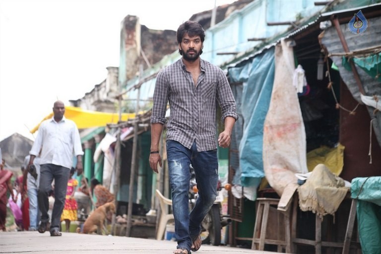 Pugazh Tamil Film Photos - 10 / 30 photos